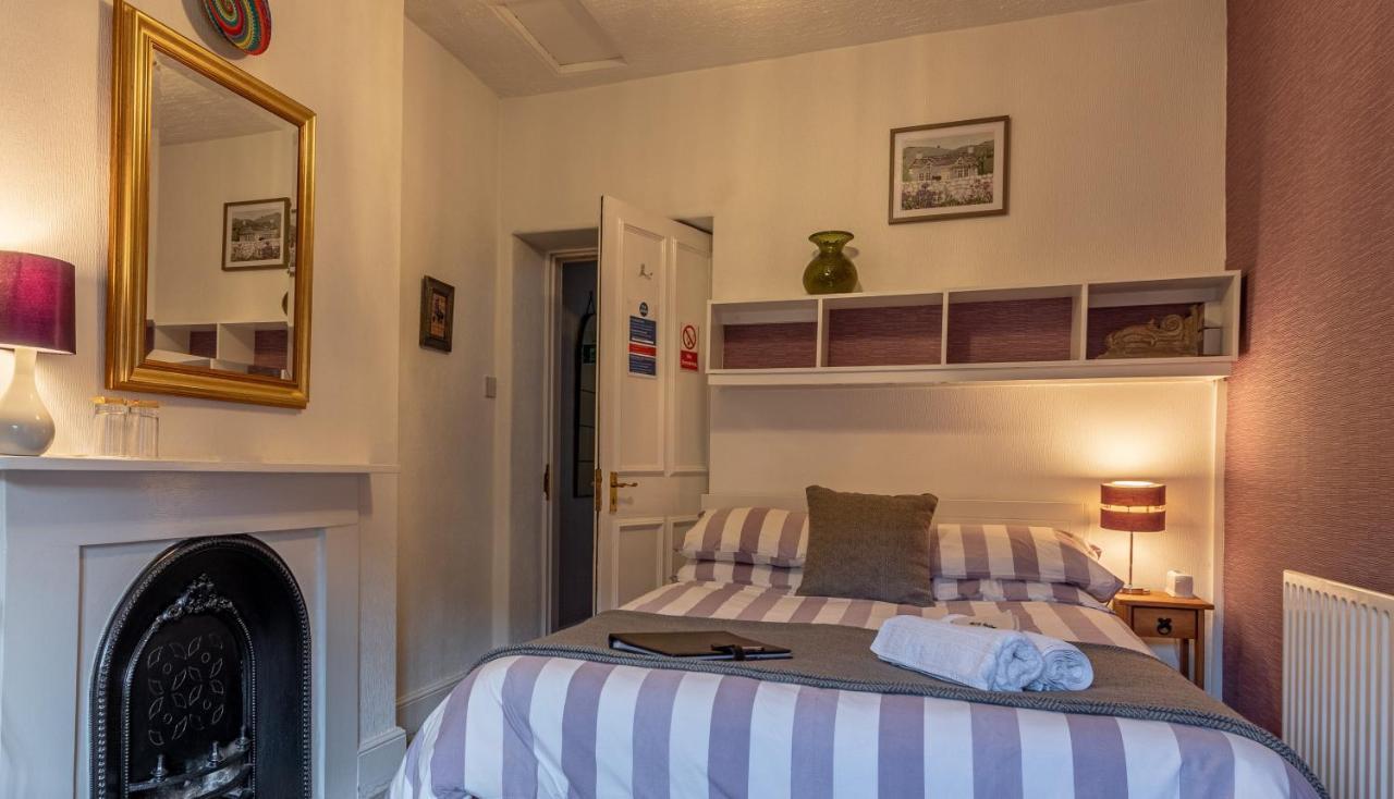 베투스 이 코이드 Glyntwrog House B&B 외부 사진